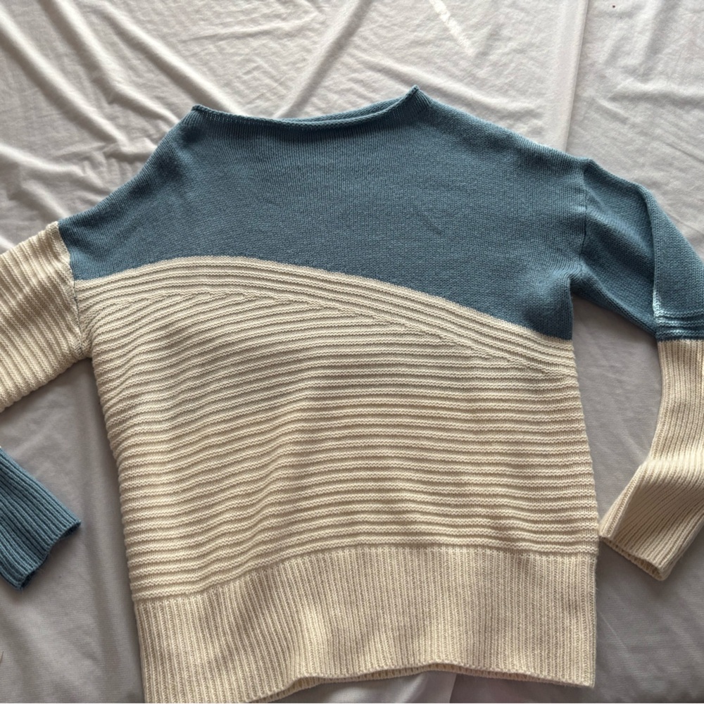 Colorblock Sweater in Cream and Blue